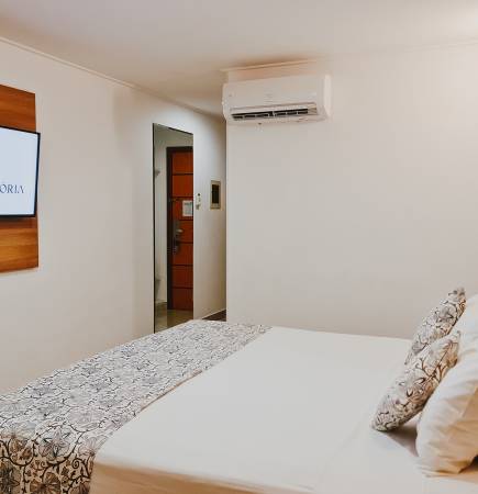 LUXO LATERAL CAMA CASAL