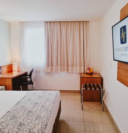 LUXO LATERAL CAMA CASAL