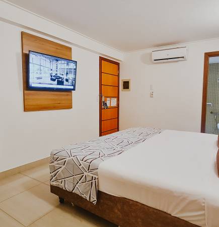 LUXO LATERAL CAMA CASAL - PCD